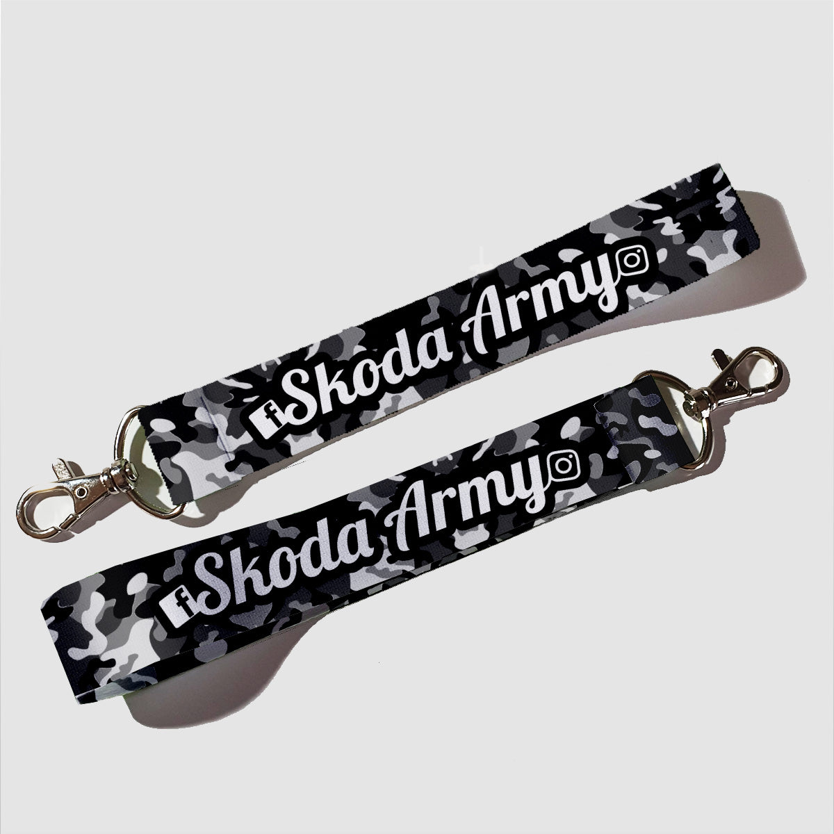 Skoda Army Script Logo Camo Keytag